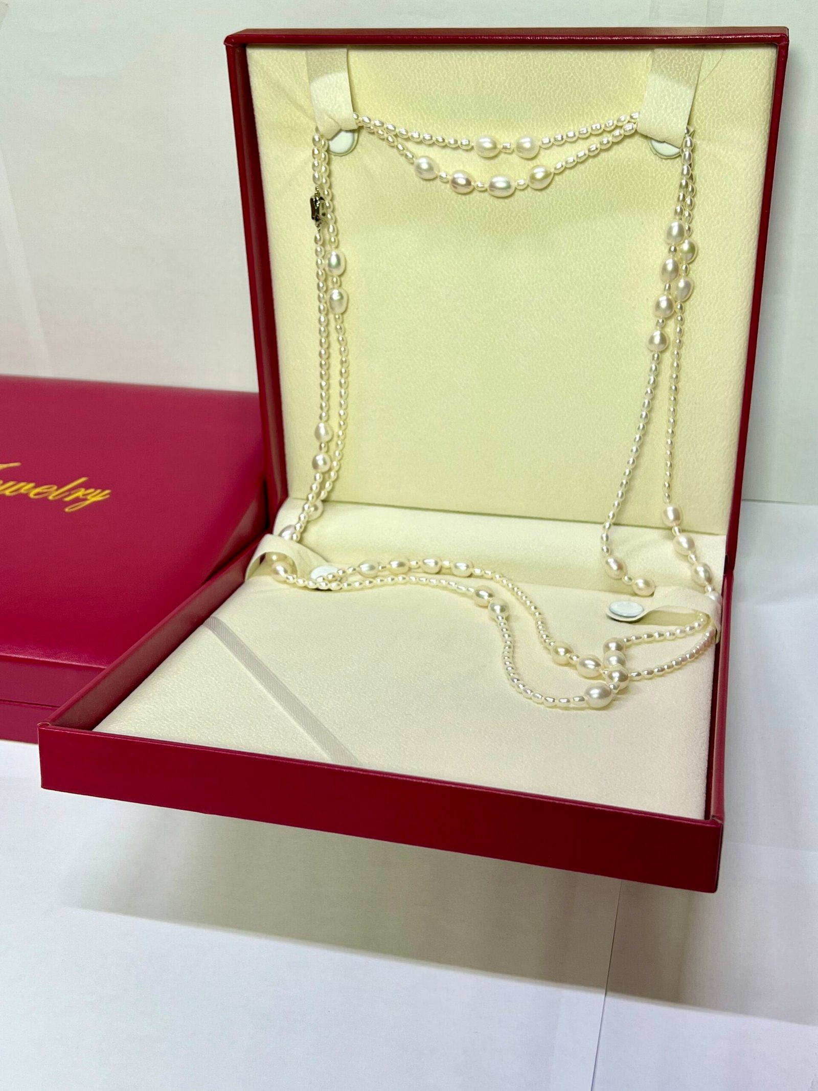 Elegant Freshwater Pearl Layered Necklace - Image 2